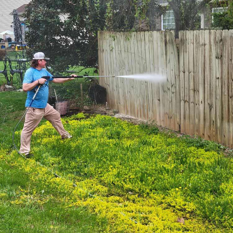 deck and fence cleaning